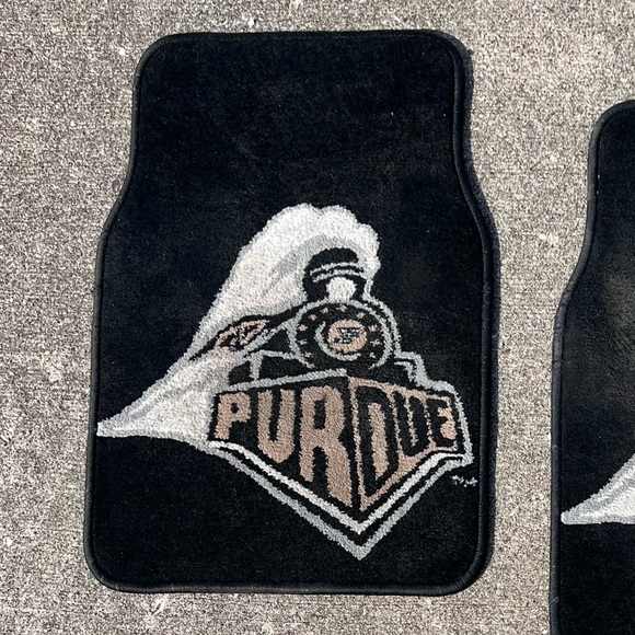 Purdue University Car/Truck Floor Mat! EUC! - Picture 2 of 9